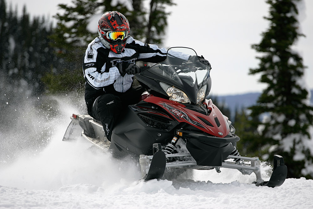 SUPERTRAXMAG COM X OVER THING 2011 YAMAHA APEX EPS XTX