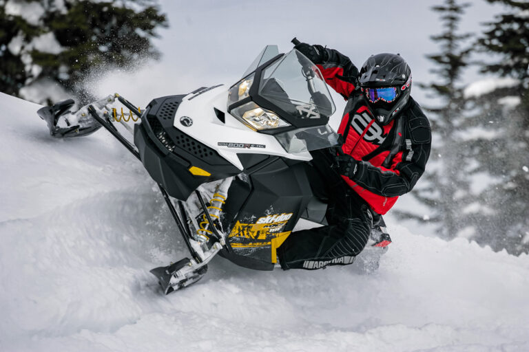 2011 BEST IN CLASS: 150-HP SNOWMOBILE 2011 BEST IN CLASS: 150-HP SNOWMOBILE