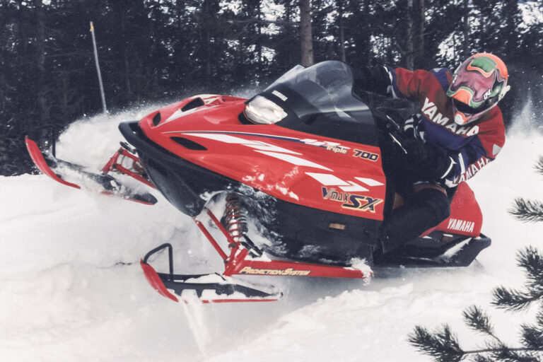 A STEP BACK IN YAMA-TIME! The 1997 Yamaha VMAX 700 SX A STEP BACK IN YAMA-TIME! The 1997 Yamaha VMAX 700 SX