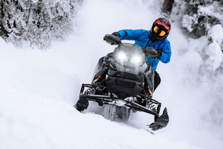 2025 Ski-Doo MXZ X-RS 850 Turbo Competition & Smart Shox 2025 Ski-Doo MXZ X-RS 850 Turbo Competition & Smart Shox