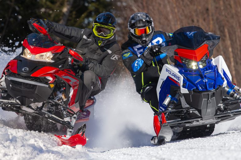 2022 Lynx RAVE RE vs 2022 Polaris INDY XCR