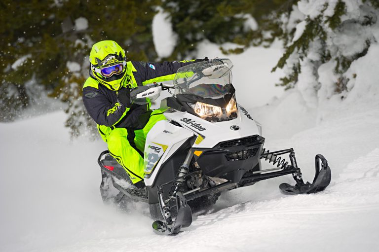 SKI-DOO G4 HANDLING SKI-DOO G4 HANDLING