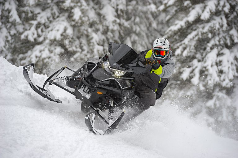 Full Review of The 2020 Yamaha Sidewinder SRX Full Review of The 2020 Yamaha Sidewinder SRX