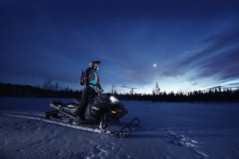 2018 LYNX SNOWMOBILES 2018 LYNX SNOWMOBILES