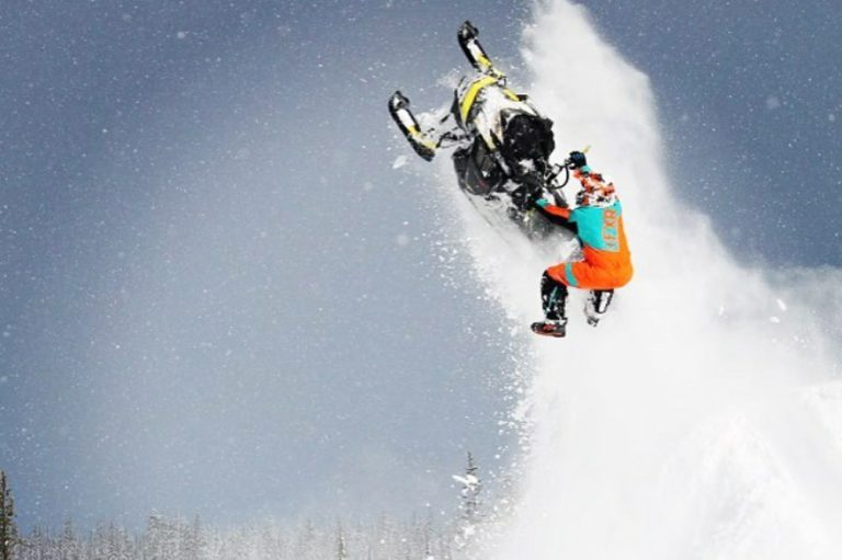 REACH FOR THE SUMMIT SHARED EXPERIENCES REACH FOR THE SUMMIT SHARED EXPERIENCES