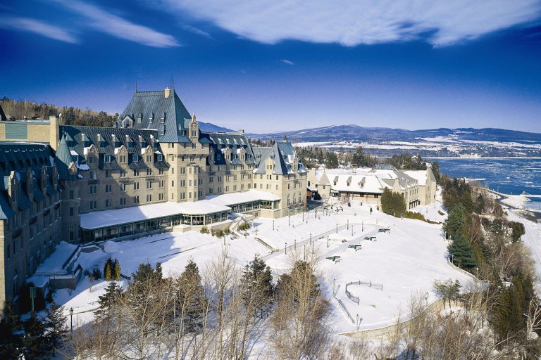 5-STAR SLEDDING IN CHARLEVOIX