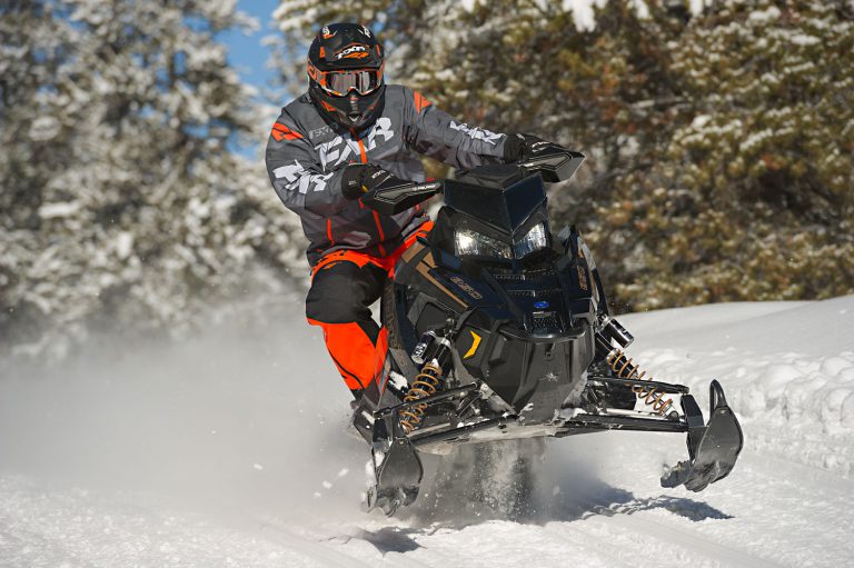 WHAT SNOWMOBILERS WANT WHAT SNOWMOBILERS WANT