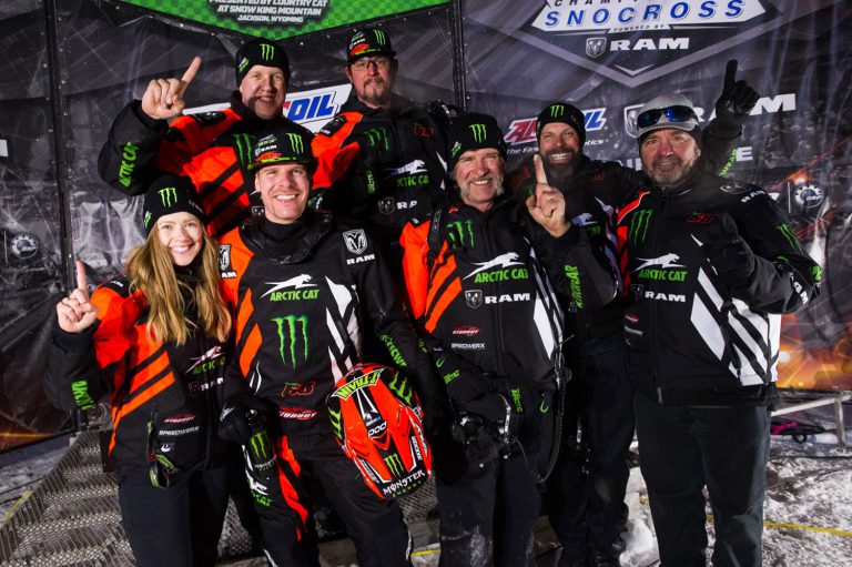 HIBBERT CONTINUES WINNING STREAK HIBBERT CONTINUES WINNING STREAK