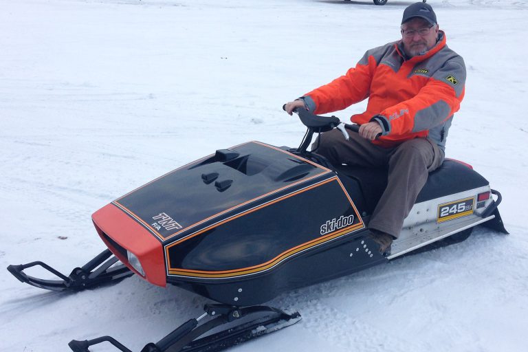 1975 SKI-DOO 245 RV TNT 1975 SKI-DOO 245 RV TNT