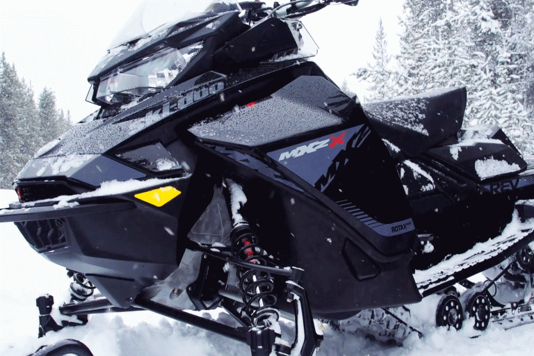 Full Review of the 2019 Ski-Doo MXZ X 600R